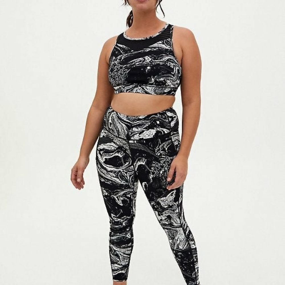 Torrid active leggings Size 4.